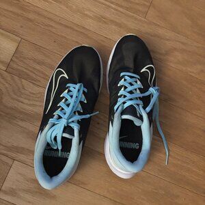 Nike black/light blue Running Shoes
